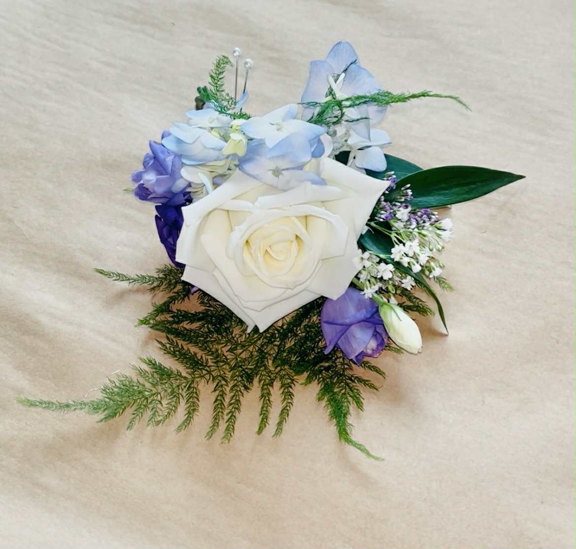 Classic Boutonnière - Image 4