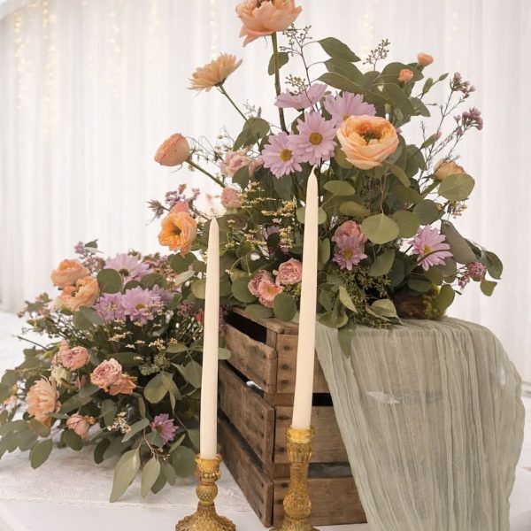 Romantic, garden-inspired florals for timeless weddings